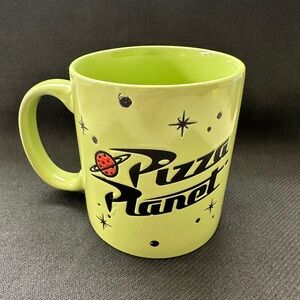 Disney Pixar Pizza Planet Toy Story Aliens 20oz Ceramic Mug Green NEW